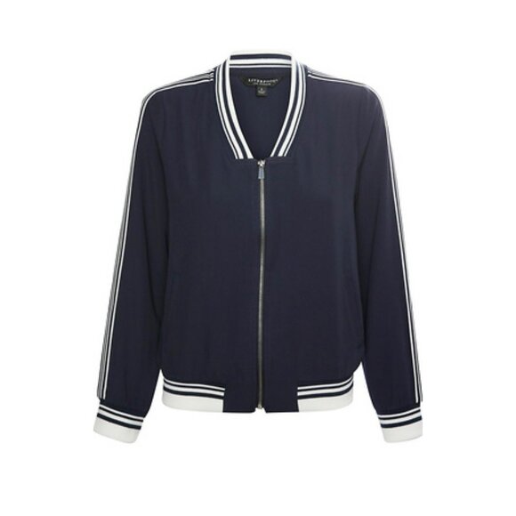 Liverpool Ladies Navy & White Tracksuit Size XS - Picture 6 of 12